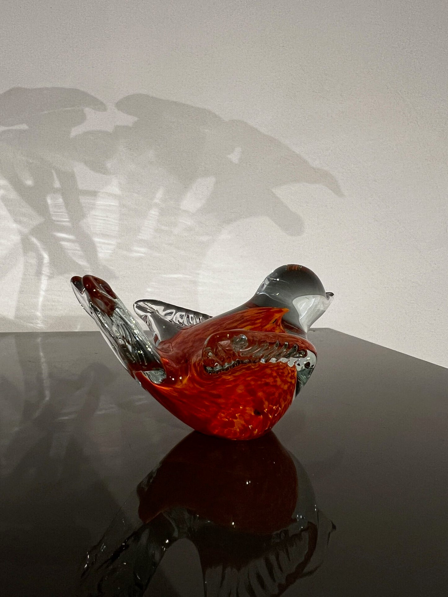 Glaskunst, oranje/rood vogeltje
