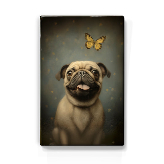 Artchoices exclusive: 88. Mopshondje met vlinder op houten paneel(tje) klein