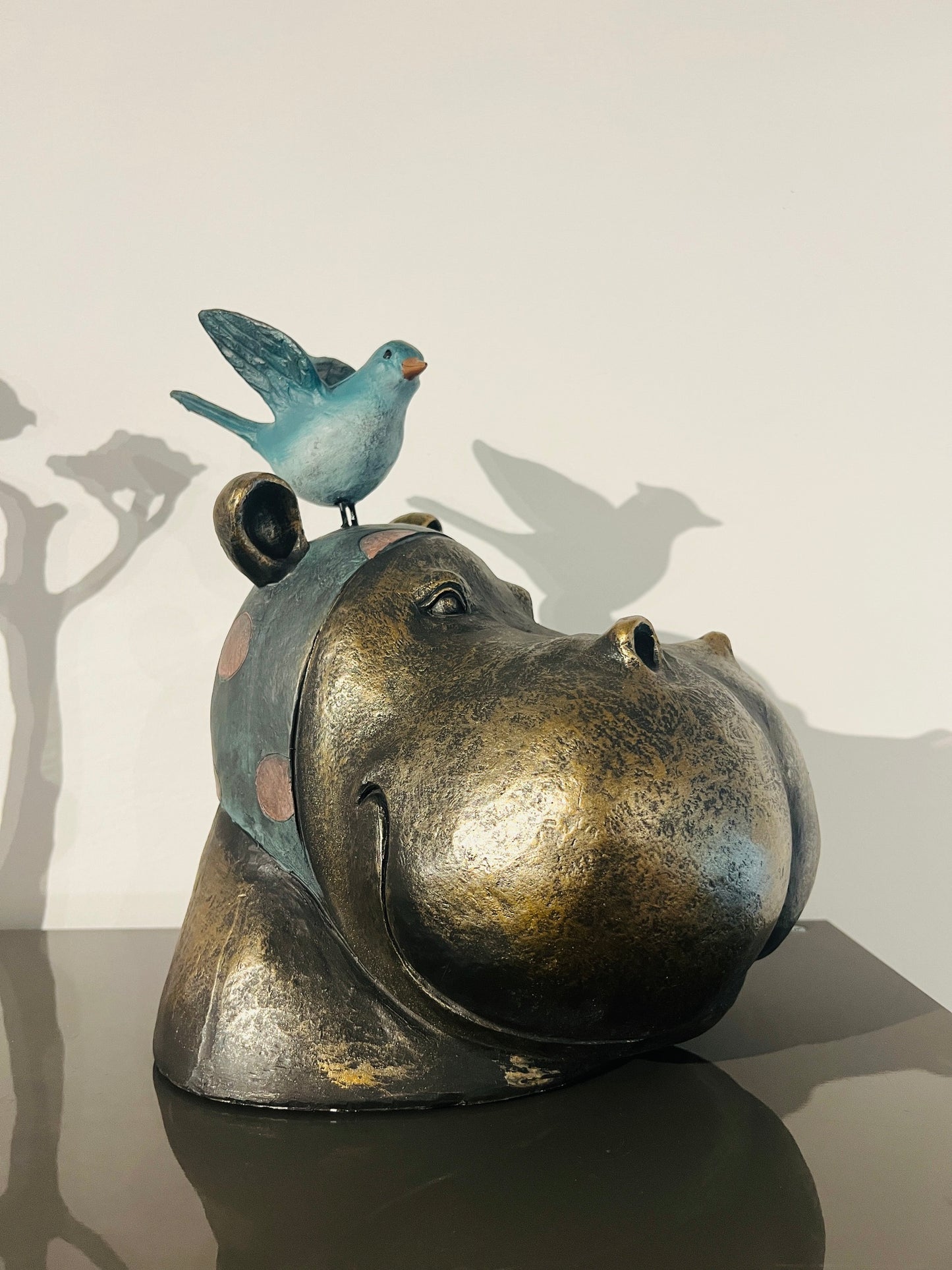 Nijlpaard met Blauwe Vogel – Decoratief Beeld