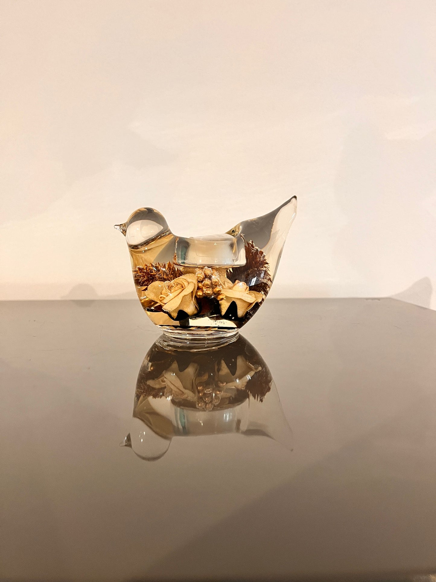 Glazen vogeltje in goudtinten – waxinelichthouder