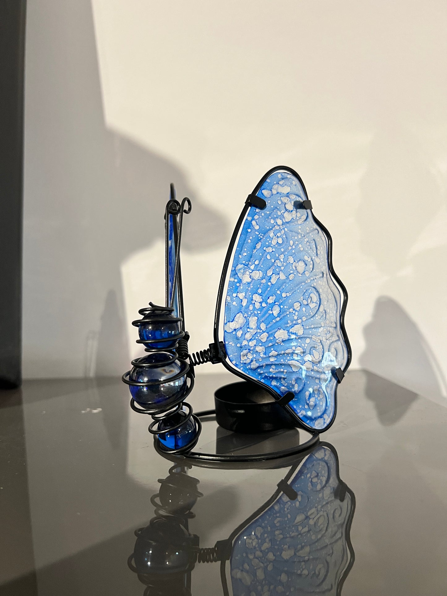 Glazen vlinder waxinelichthouder – blauw