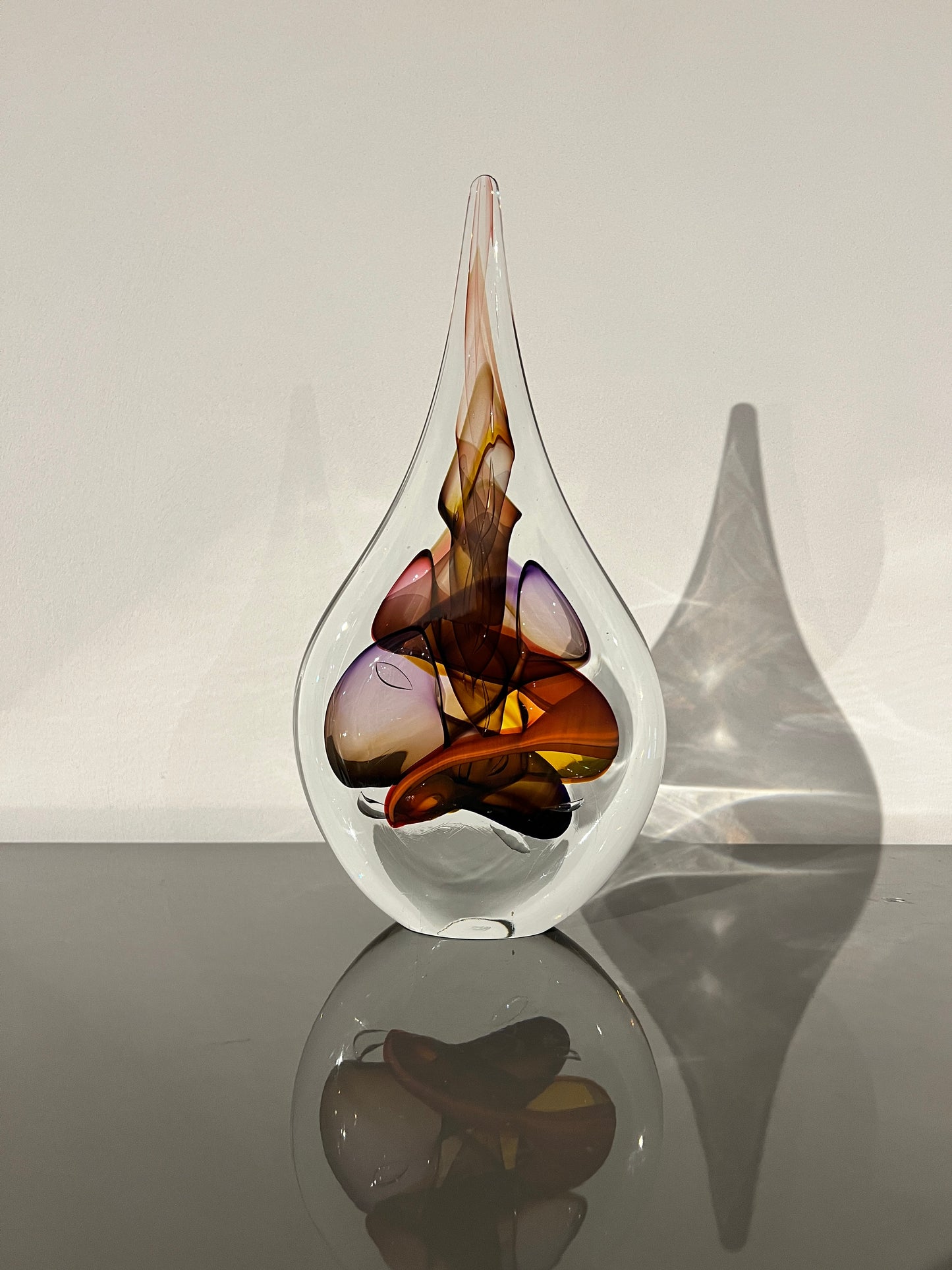 Glazen druppel – warmkleurig glaskunst object