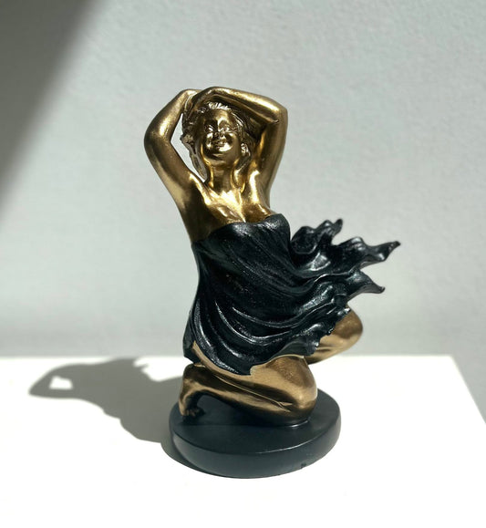 Dansende dame 1